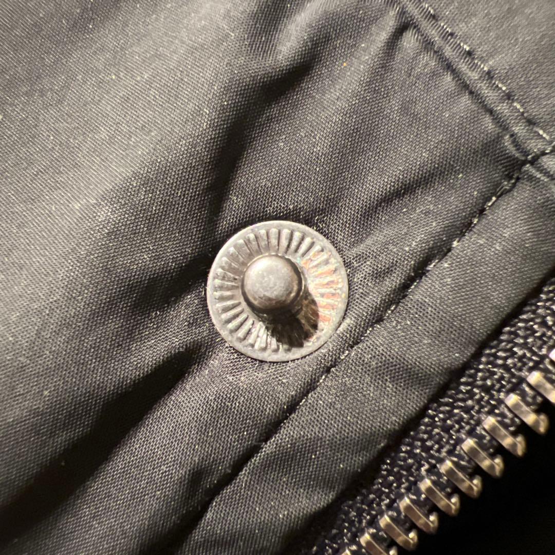 BURBERRY ブラック ダウンジャケット　メンズ　アウター