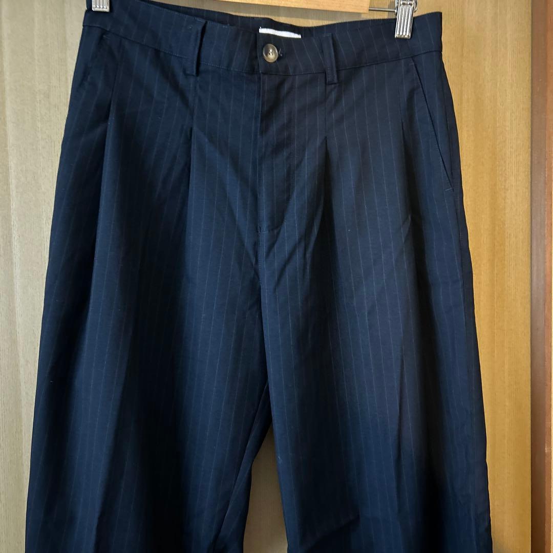 BONBON ストライプストレートスラックス B5071