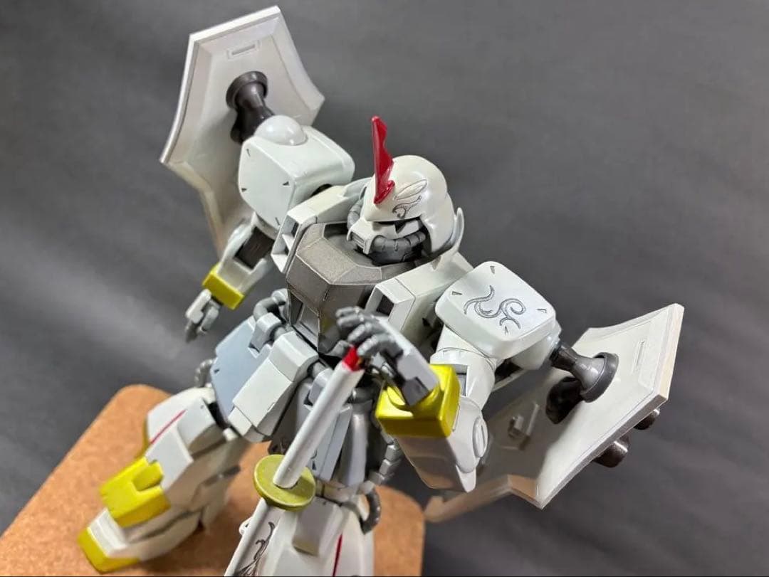 【完成品】バンダイ1/100 HG ブレイズザクファントム改 塗装済み完成品