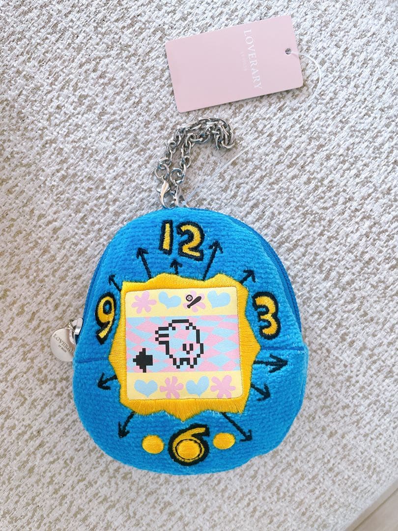 フェイラー　たまごっち　バッグチャームとハンカチ