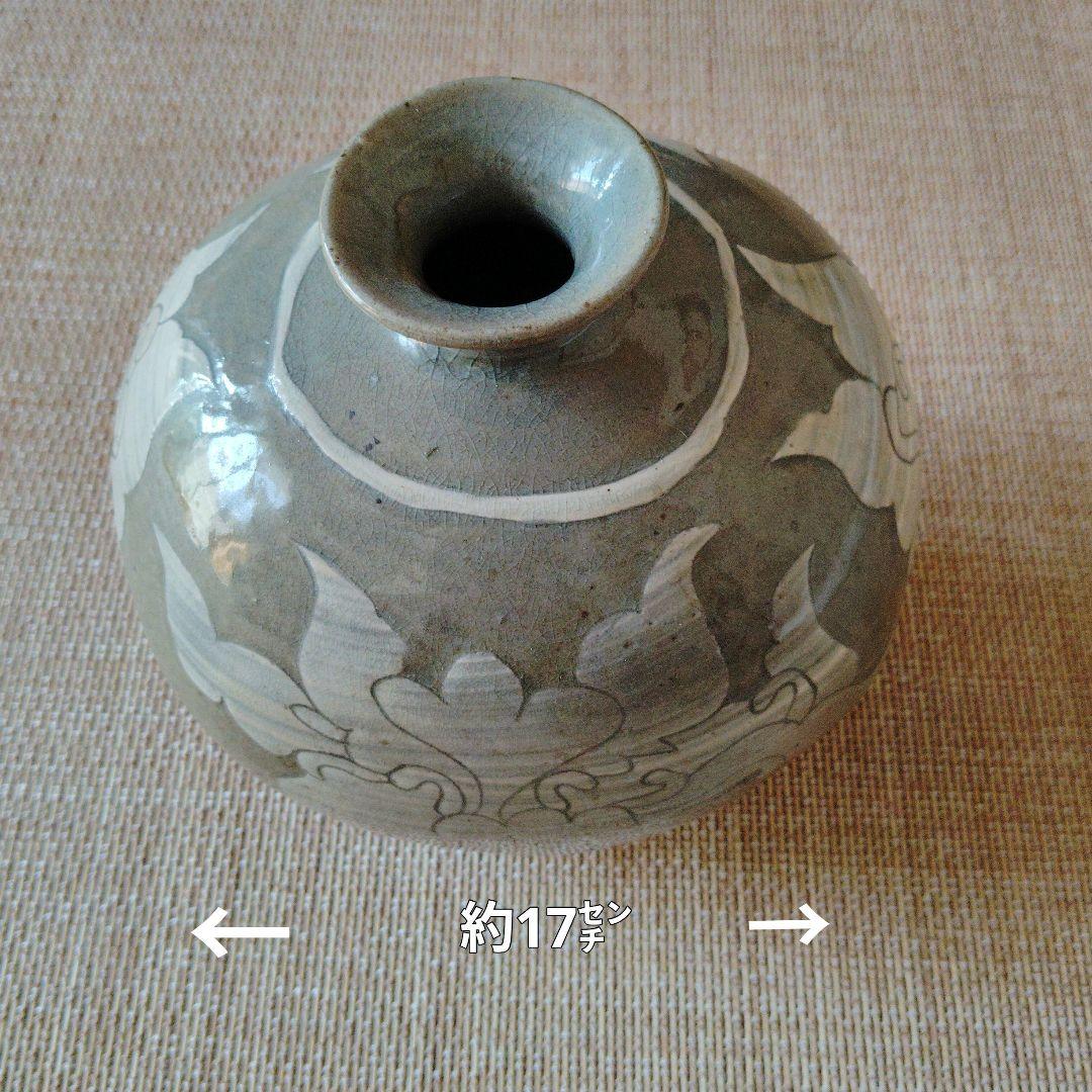 李朝　粉青沙器　扁壺　牡丹文様