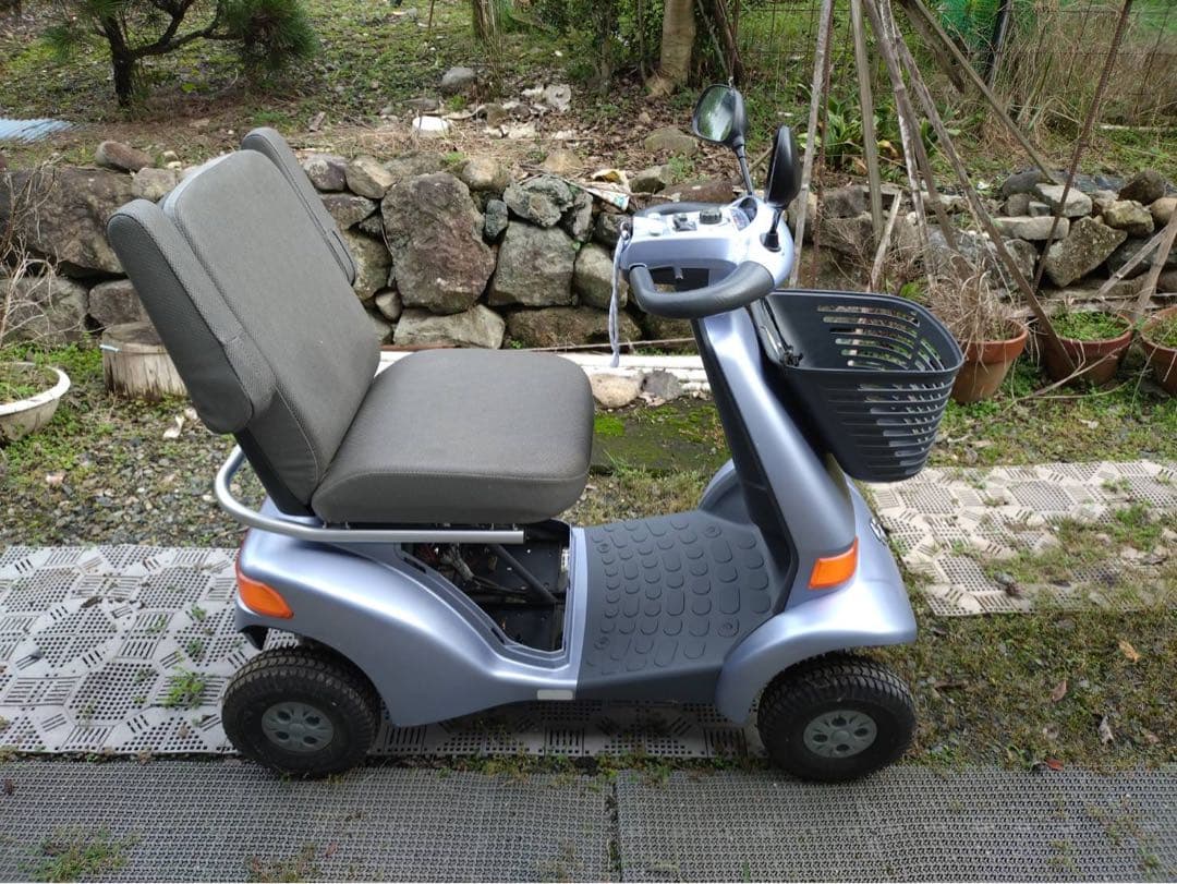 スズキセニアカー　ET4D（6型）