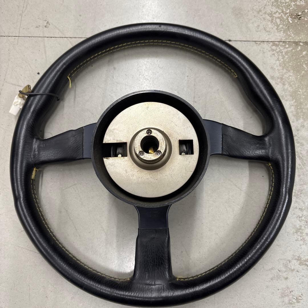 モモ　ステアリング　TYP V35 ステアリング