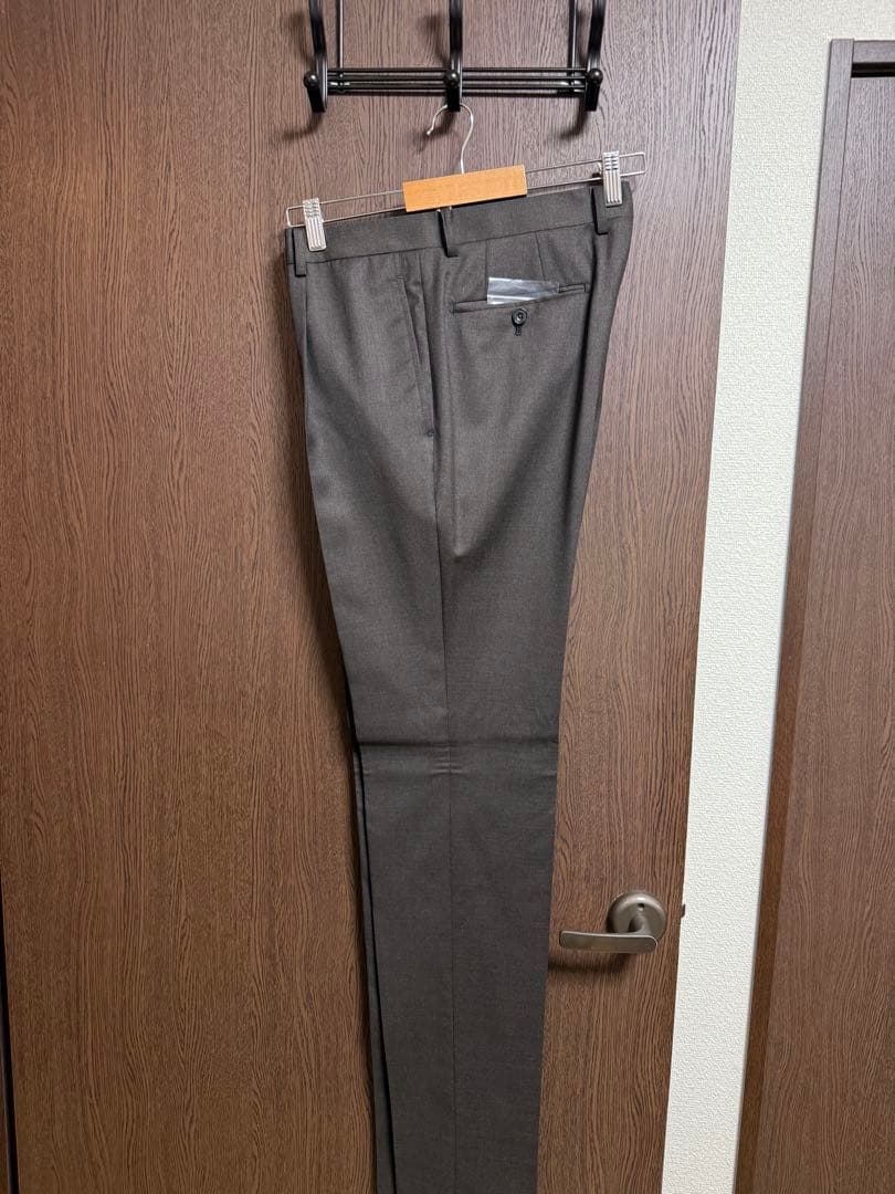 A5新品未使用！高級イタリアREDAウール100%ブラウン3ピーススーツ！訳あり