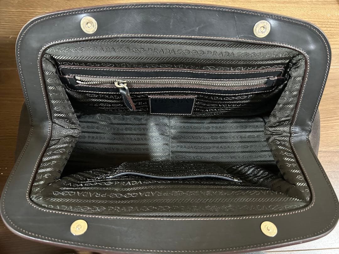 PRADA ブラウン ハンドバッグ