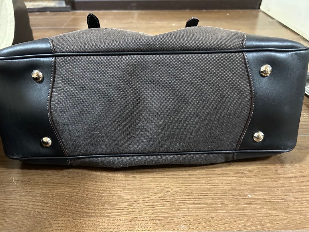 PRADA ブラウン ハンドバッグ