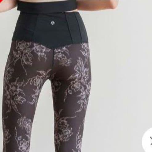 ☆新品未使用☆SUKALA アンティークプリントレギンス ブラックM