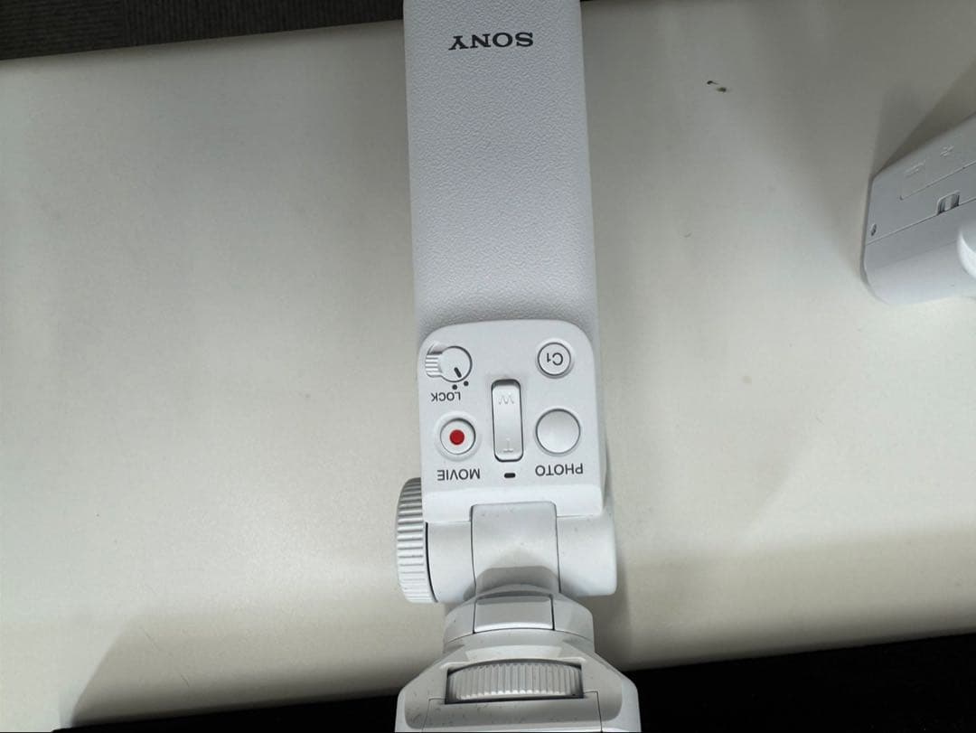 SONY ZEISSレンズ付きコンパクトカメラ