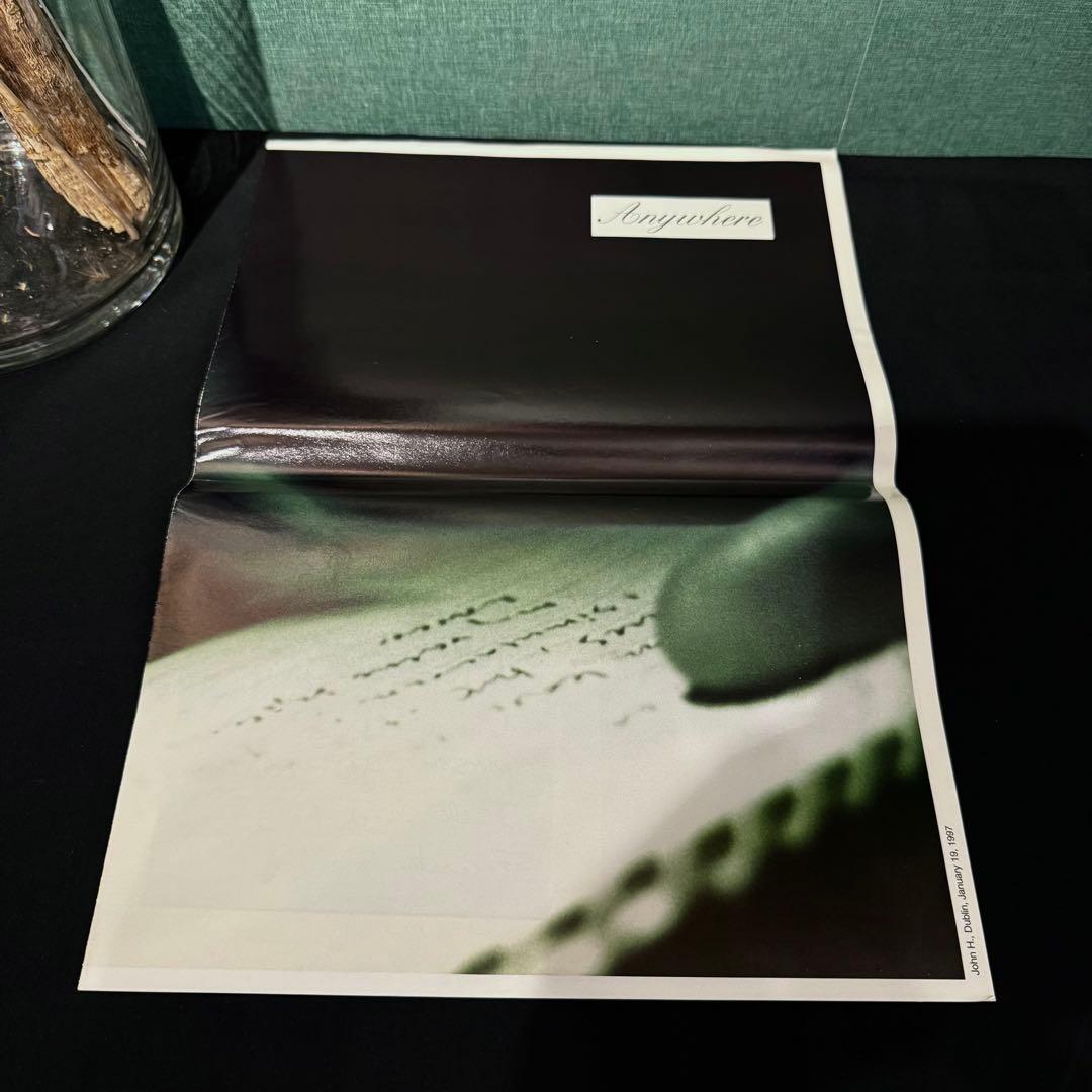 1997年発行 美品 Joseph Grigelyアート新聞 Agnès b.