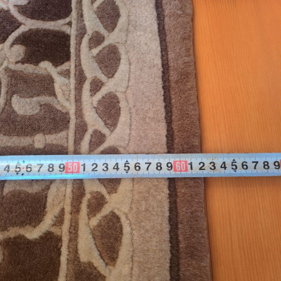 特選　天然色羊毛100% 中国段通 元宝緞通 100段 約130cm×62cm