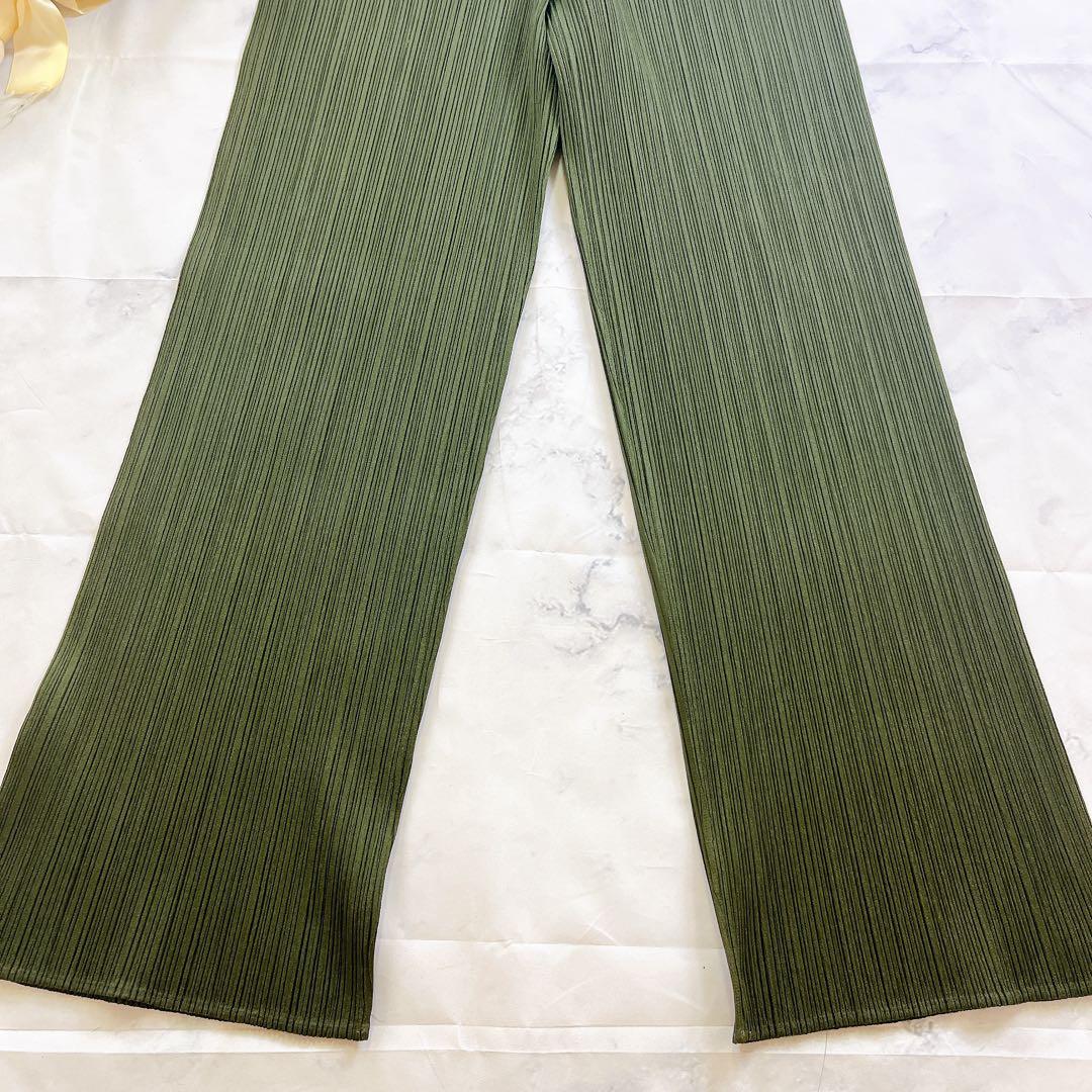 極美品✨プリーツプリーズ サイズ 3オリーブ カーキ グリーン 緑 パンツ ズボ