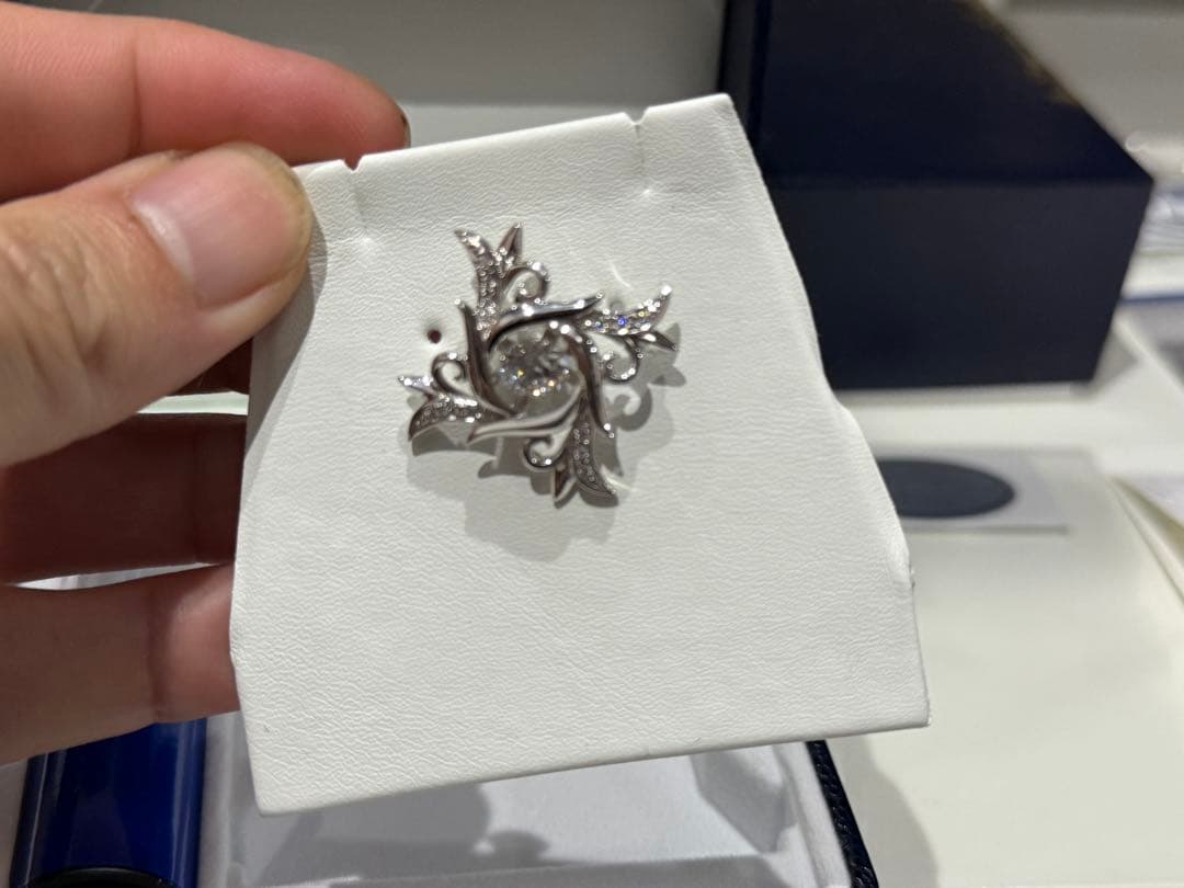 フ*ー様 クロスフォー　ピンブローチ　ピンバッジ　ブローチ　SV925 シルバー