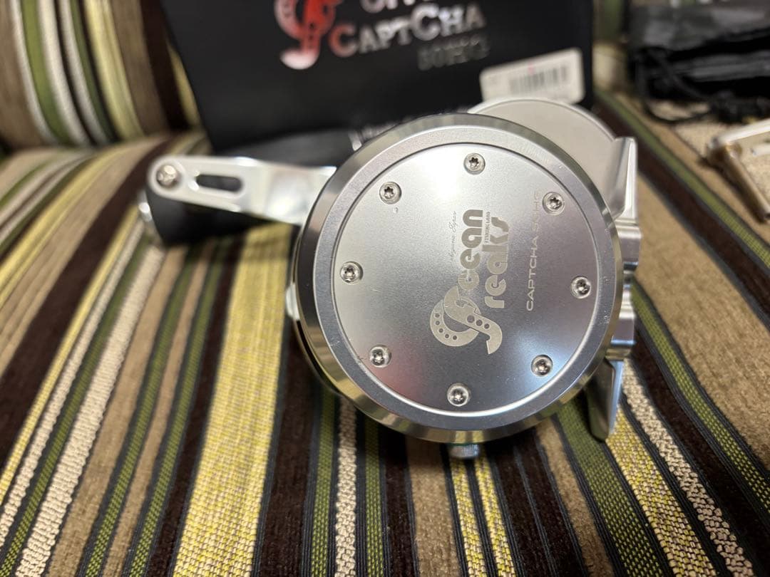 週末限定価格オーシャンフリークス キャプチャ 50HG 左巻き　美品