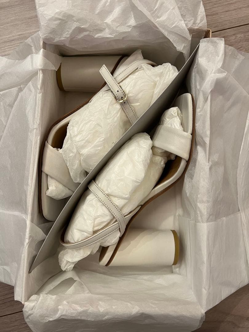 【美品】HAAVE ブライダルシューズ本革 【23.0cm】8.5cmヒール