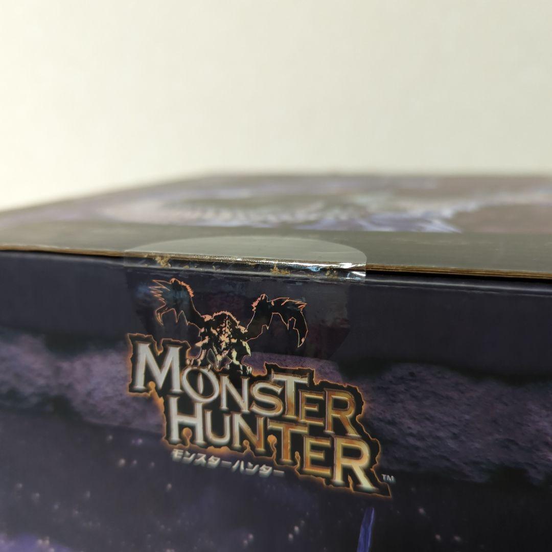 〚希少・未開封品〛クリエイターズモデル 焔狐竜 タマミツネ希少種 フィギュア