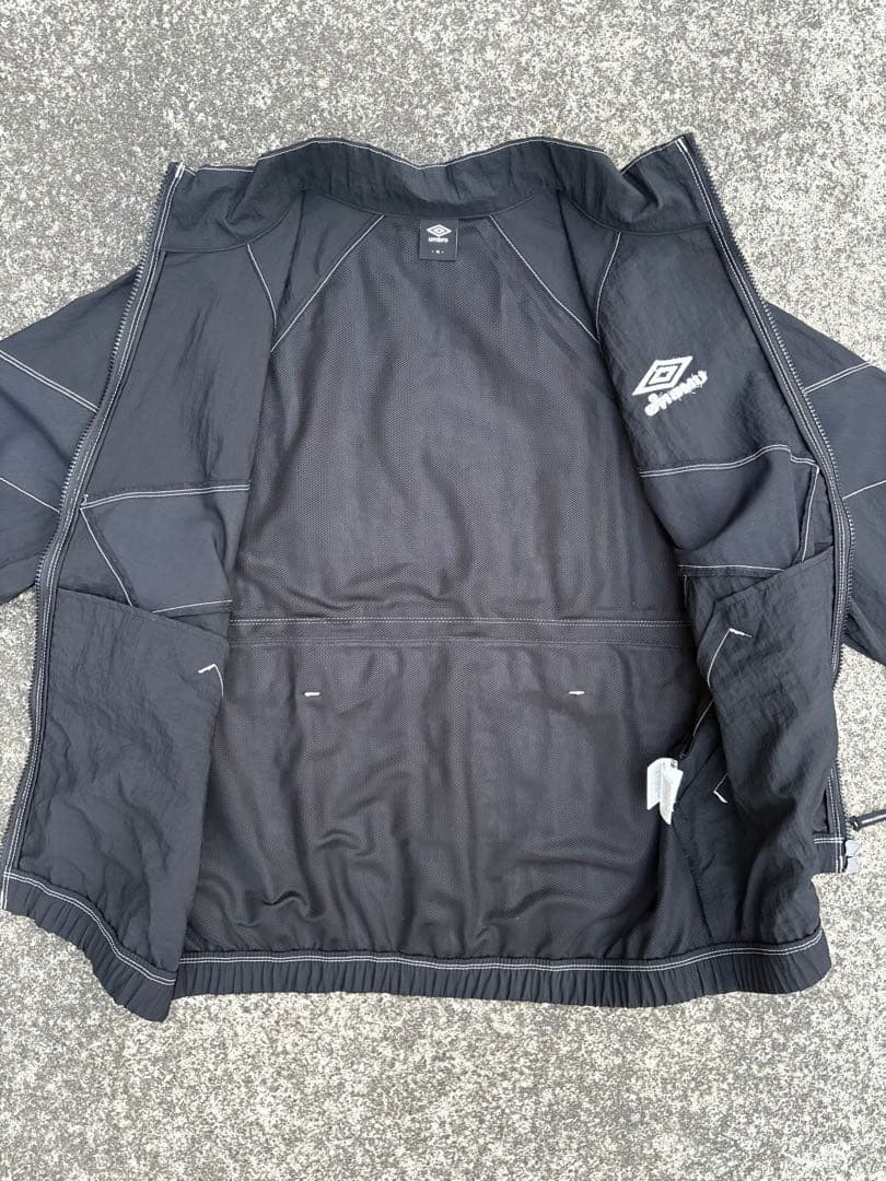 日本未発売 韓国限定 umbro ブラックナイロンジャケット