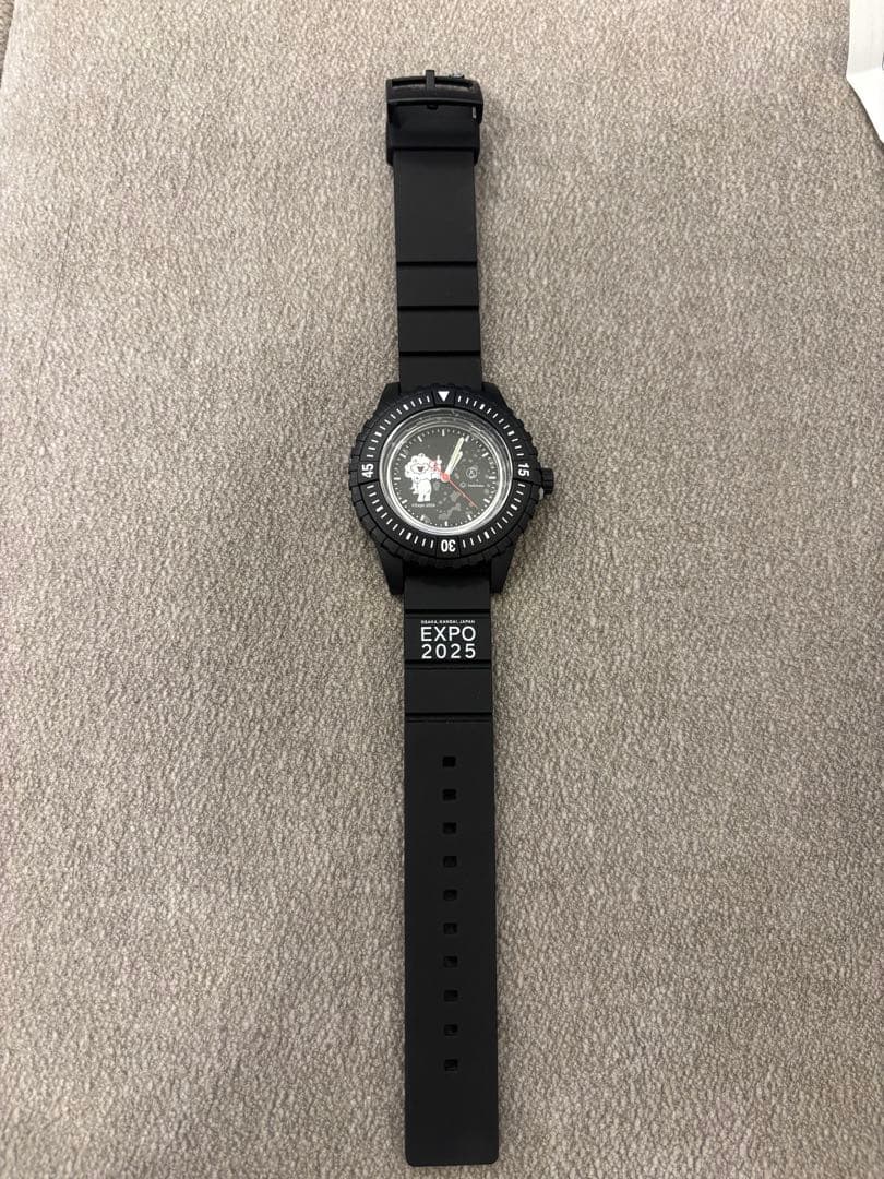 ミャクミャク　シチズン　スマイルソーラーウォッチ　腕時計