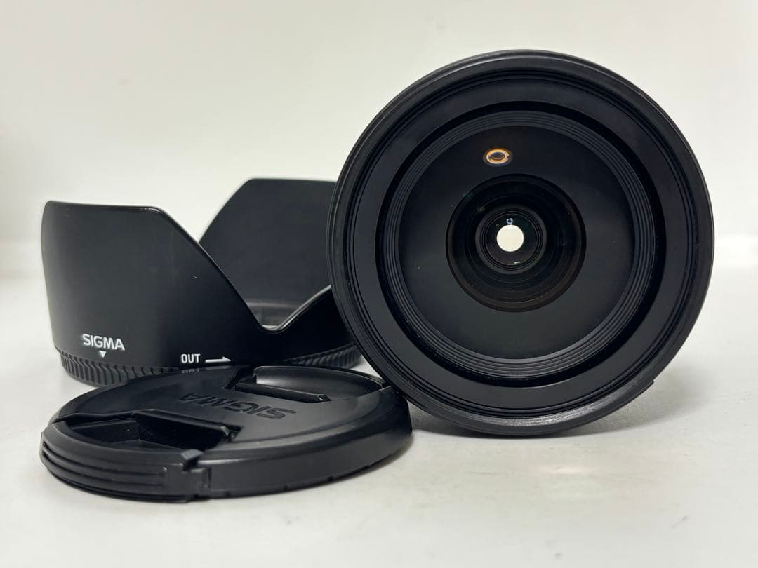 SIGMA DC 17-70mm F2.8-4 OS HSM EFマウント
