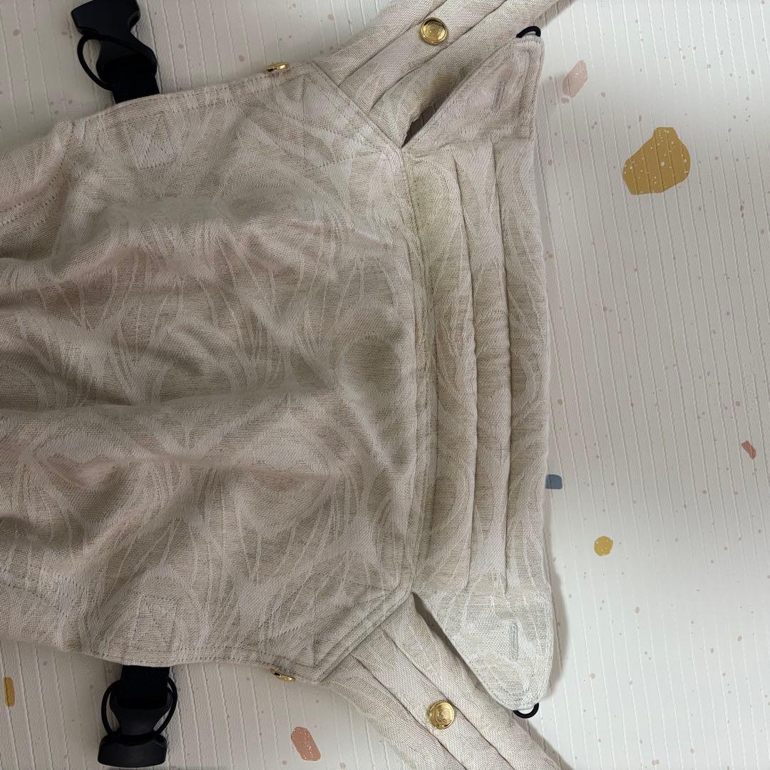 アーティポッペ Artipoppe 抱っこ紐