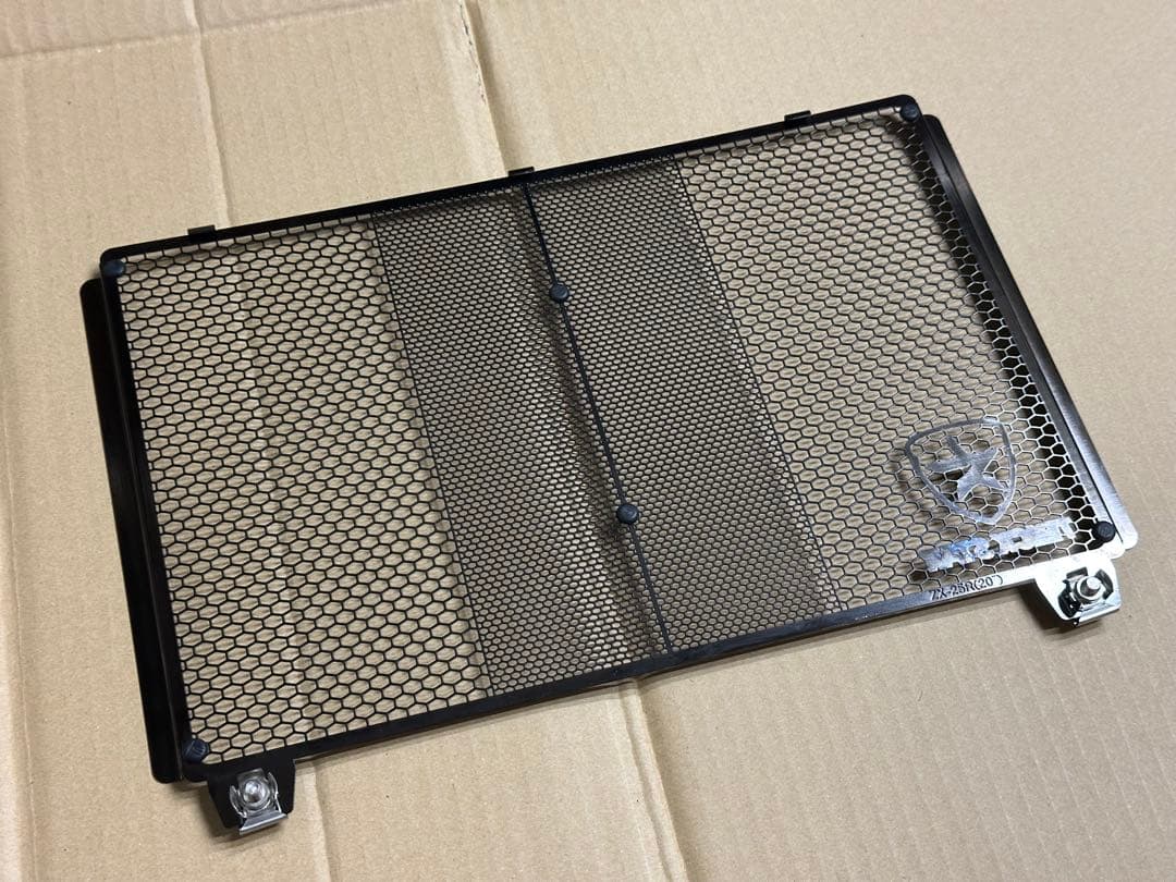 ZX4RR / ZX4R トリックスター ラジエーターガード ブラックメッキ