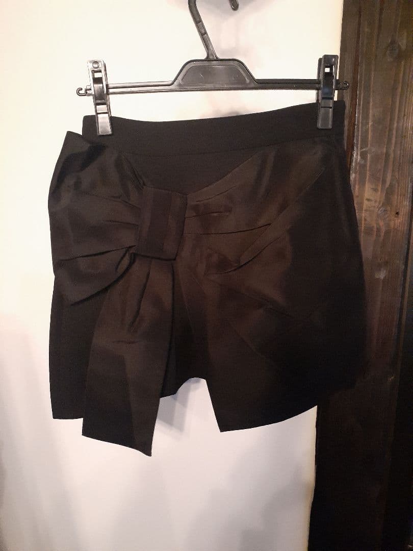 AlexanderMcQueen リボンモチーフ ショートパンツ スカート風 黒