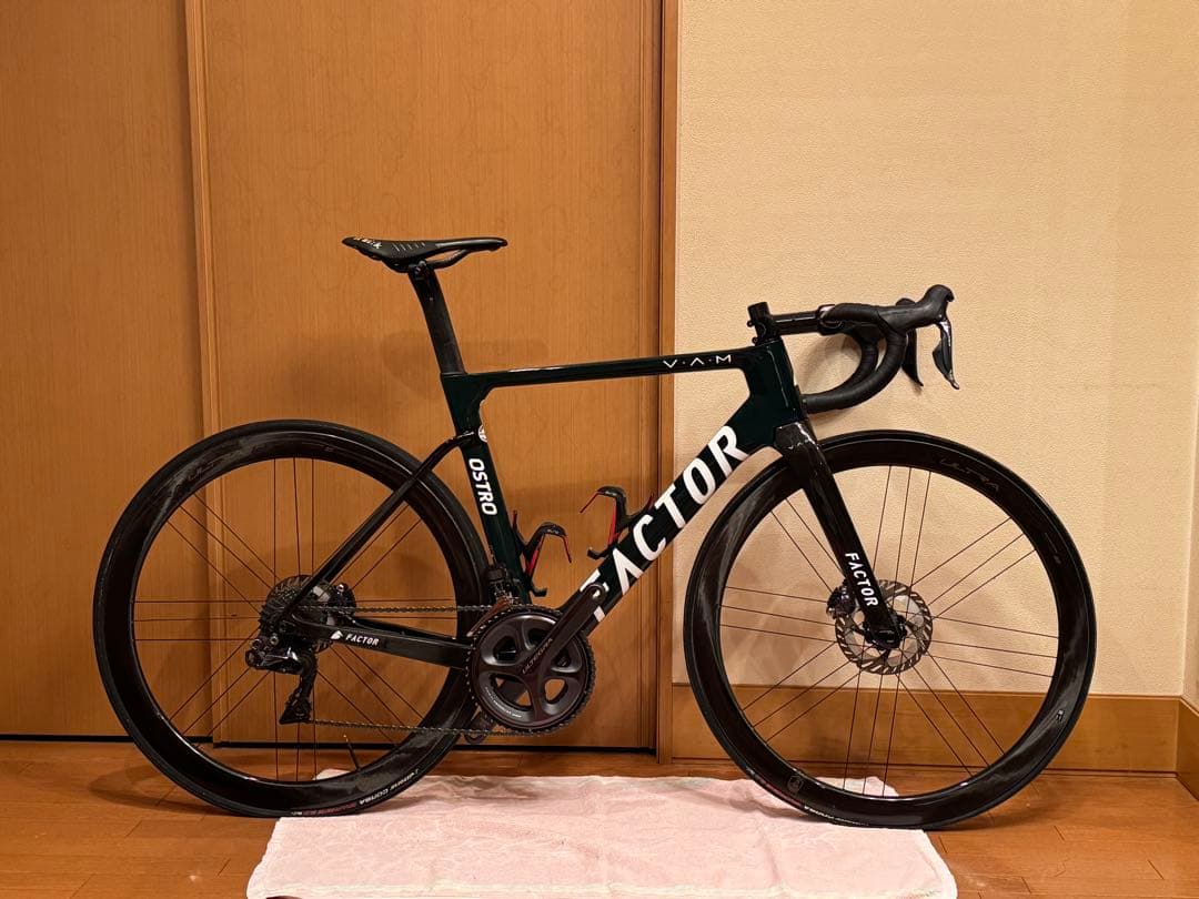 美品！ファクター　FACTOR OSTRO VAM オストロ ロードバイク完成車
