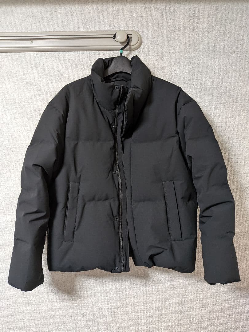 UNIQLO シームレスダウンジャケット 黒 Mサイズ