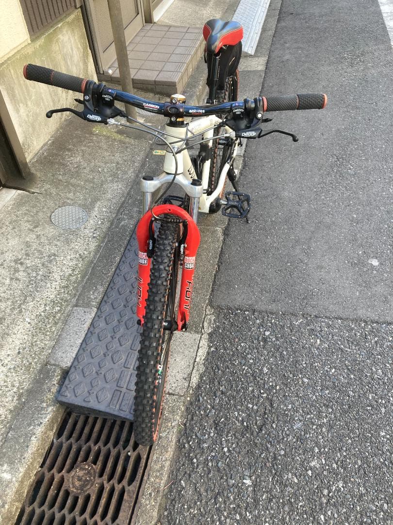 ルイガノLOUISGARNEAU BART MTB 400サイズ　ホワイト