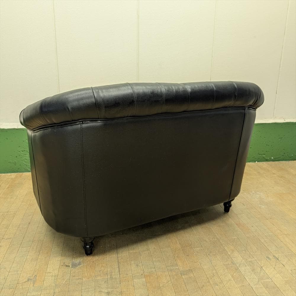 美品　ヴィンセント　チェスターフィールド　ラブソファ　二人掛け　英国風　鋲打ち