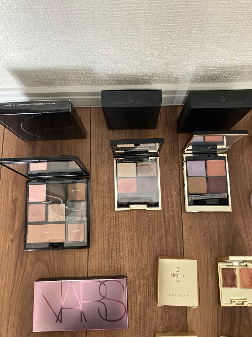 コスメまとめ売り　SUQQU、Dior、CHANELetc限定色も有り