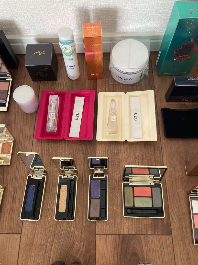 コスメまとめ売り　SUQQU、Dior、CHANELetc限定色も有り