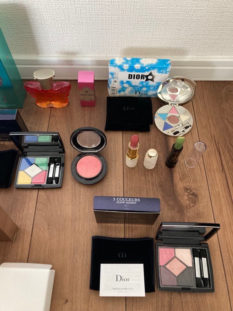 コスメまとめ売り　SUQQU、Dior、CHANELetc限定色も有り
