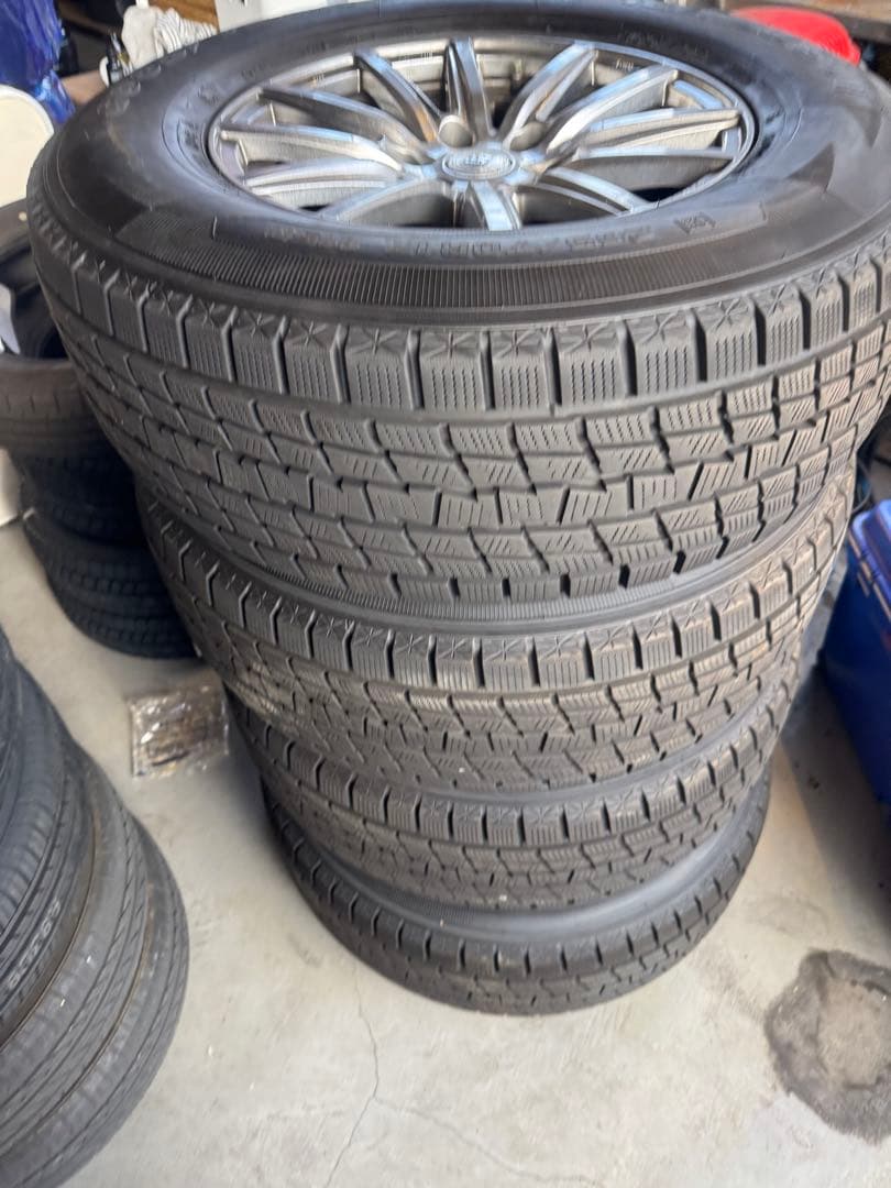 Goodyear スタッドレスタイヤ ホイールセット265/70R17