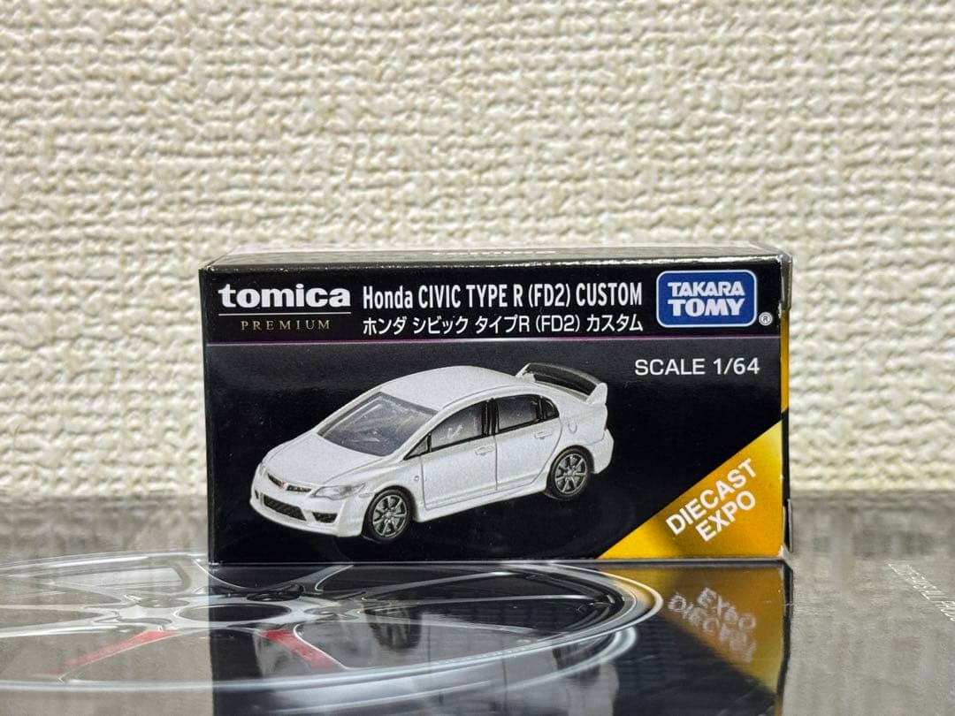 1/64 トミカ プレミアム ホンダ Civic タイプR FD2