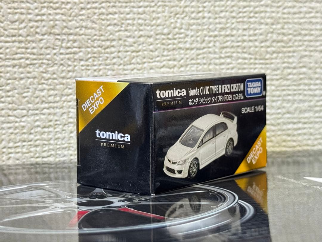 1/64 トミカ プレミアム ホンダ Civic タイプR FD2