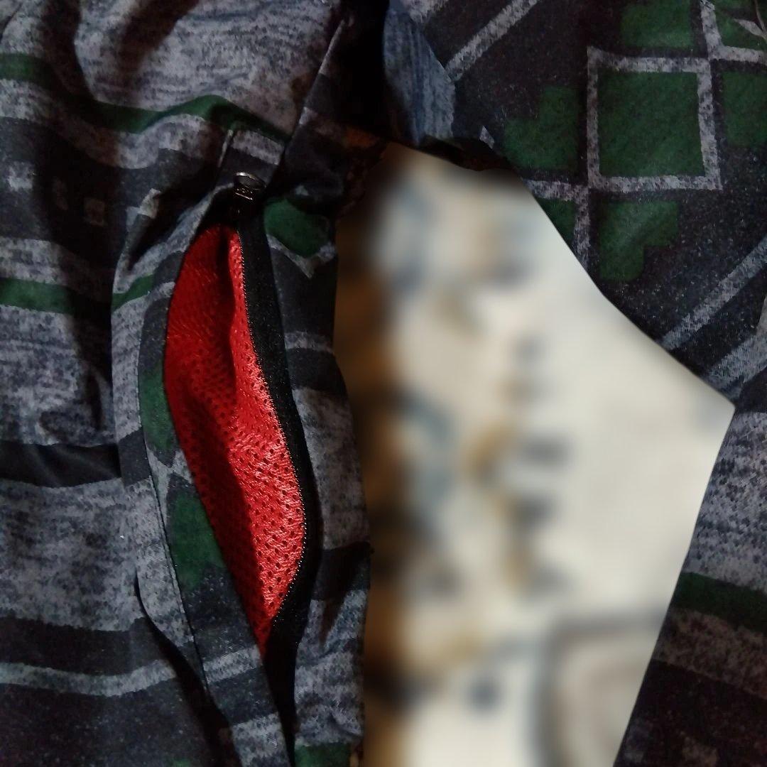 BURTON スノーボードウェア 米S　日M ジャケット　フード取外可能