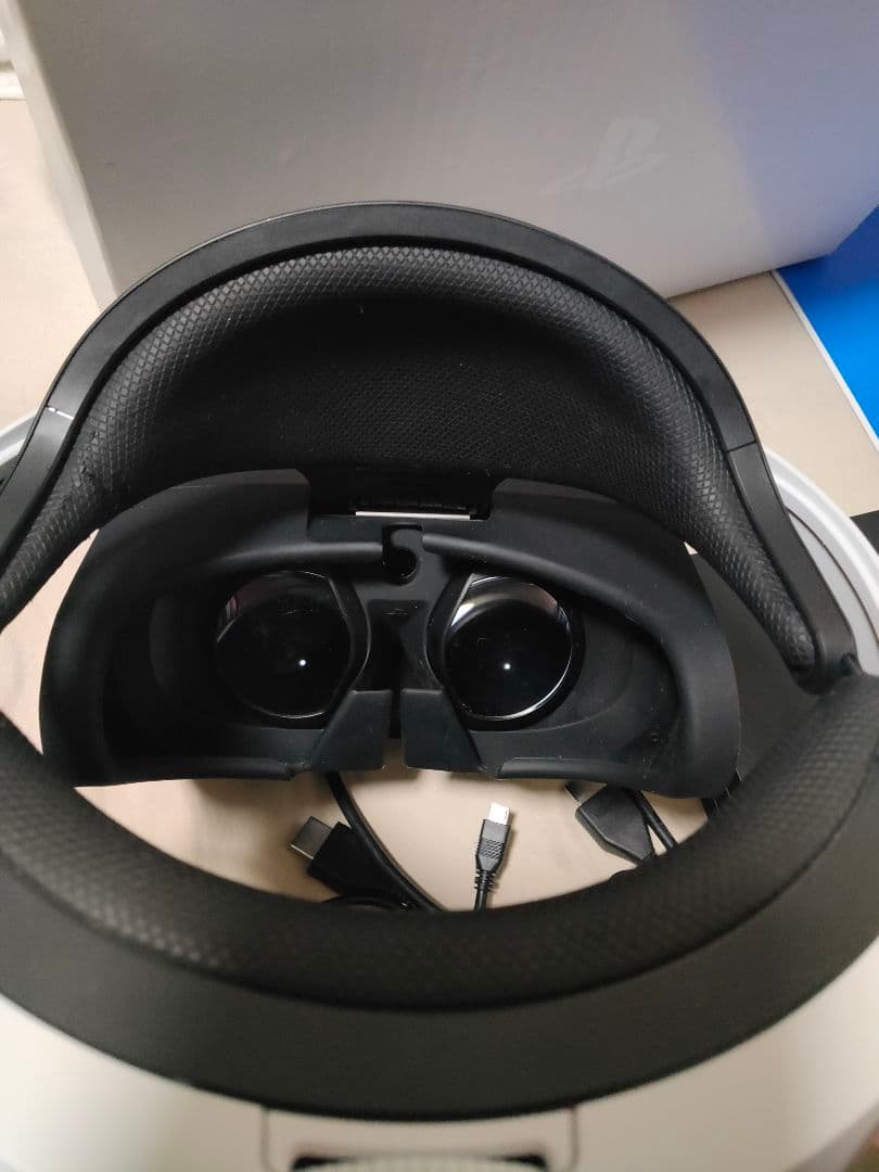 【動作確認済み・美品】プレイステーション VR ソフト コントローラー セット
