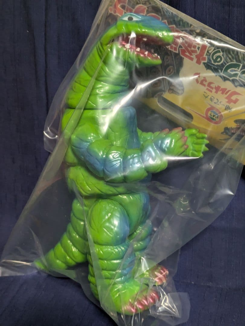 【ブルマァク BULLMARK】帰ってきたウルトラマン/デットン/グリーン