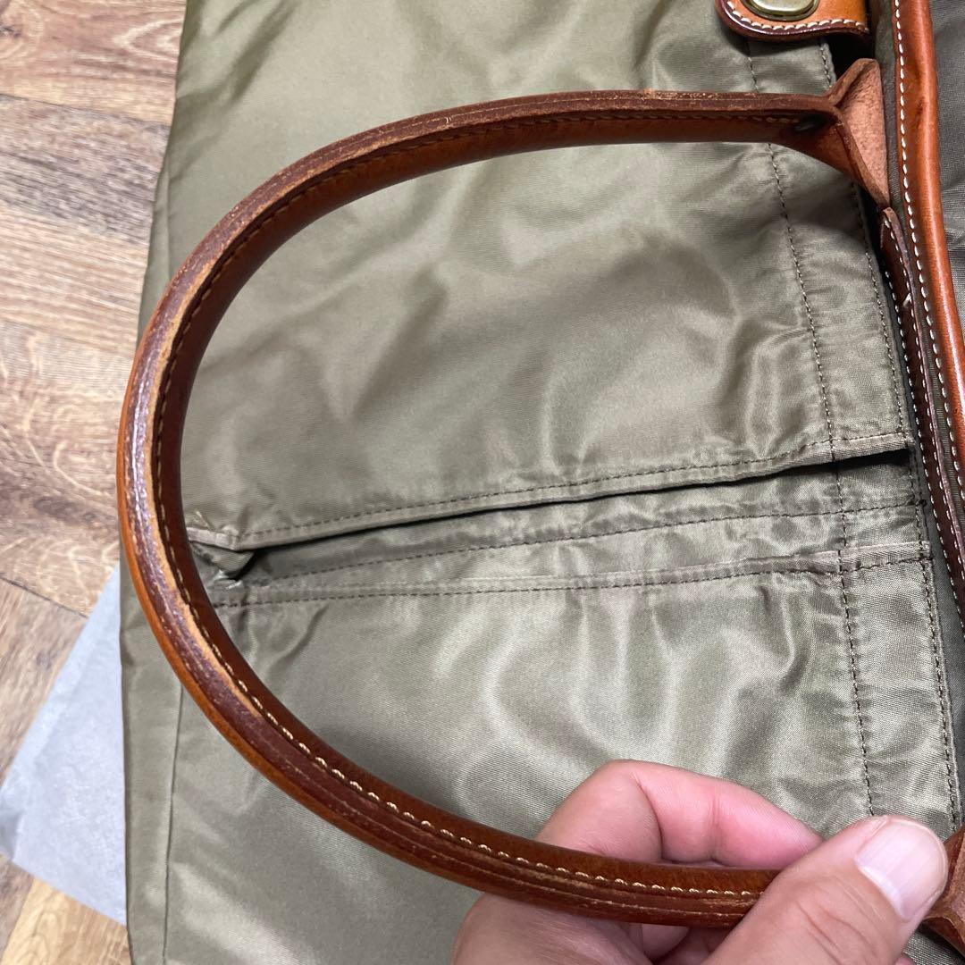 フェリージ　カーキ　ナイロンレザー　ビジネスバック　型番9236