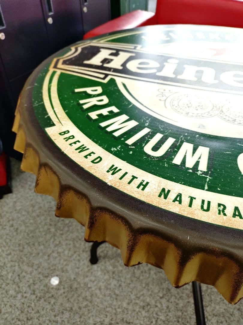 希少 ヴィンテージ Heineken ハイネケン ボトルキャップ 王冠 テーブル