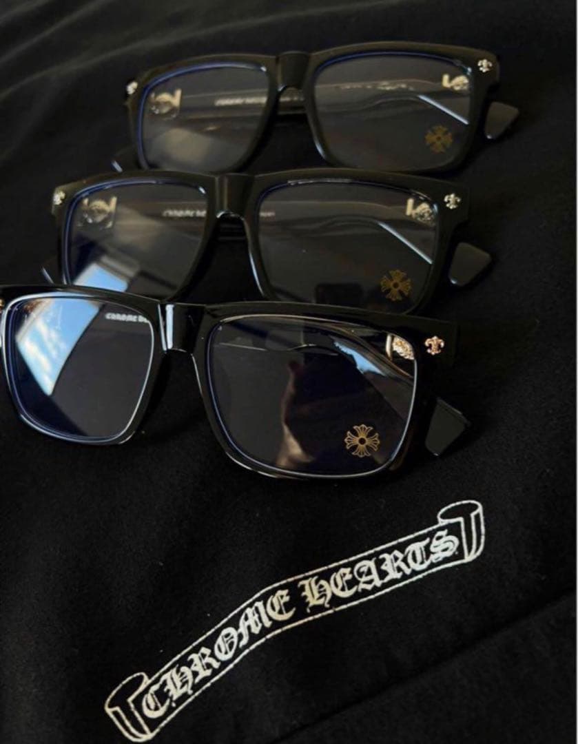 新品未使用 送料無料 メガネ 伊達メガネ お洒落 高級品