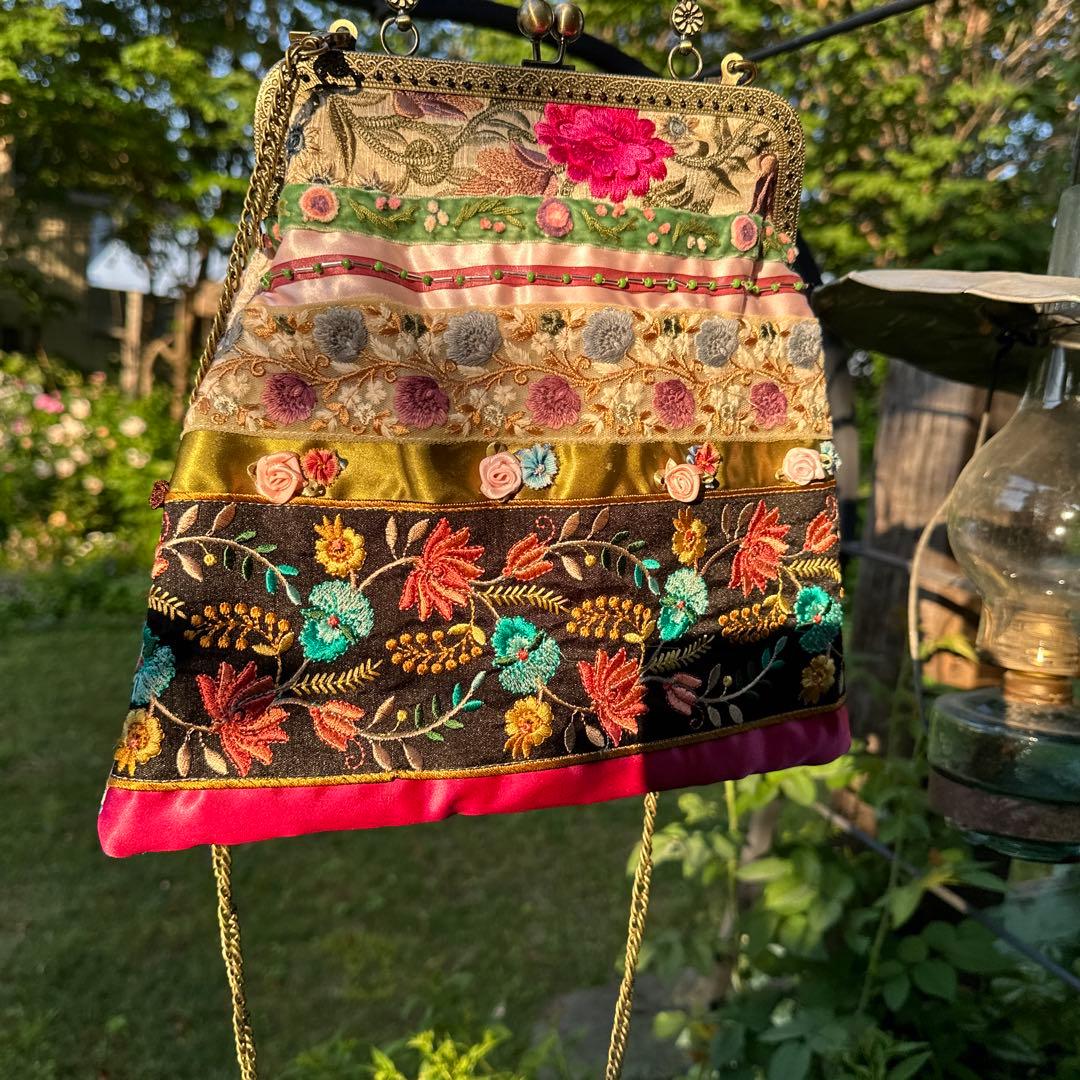 ビクトリアンがま口バック