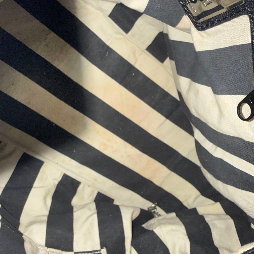 ヴィヴィアンウエストウッド　トートバッグ　レザー　ブラック