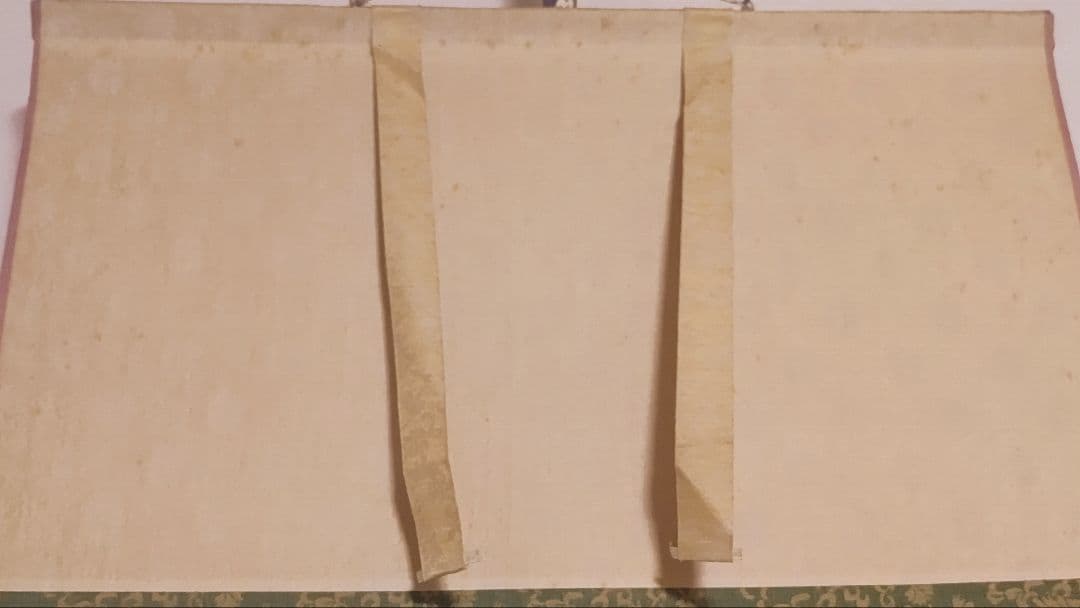 ご希望額まで値下げ～@中国画家 斉白石 花鳥図の印刷掛軸(一部に手彩色) 2本