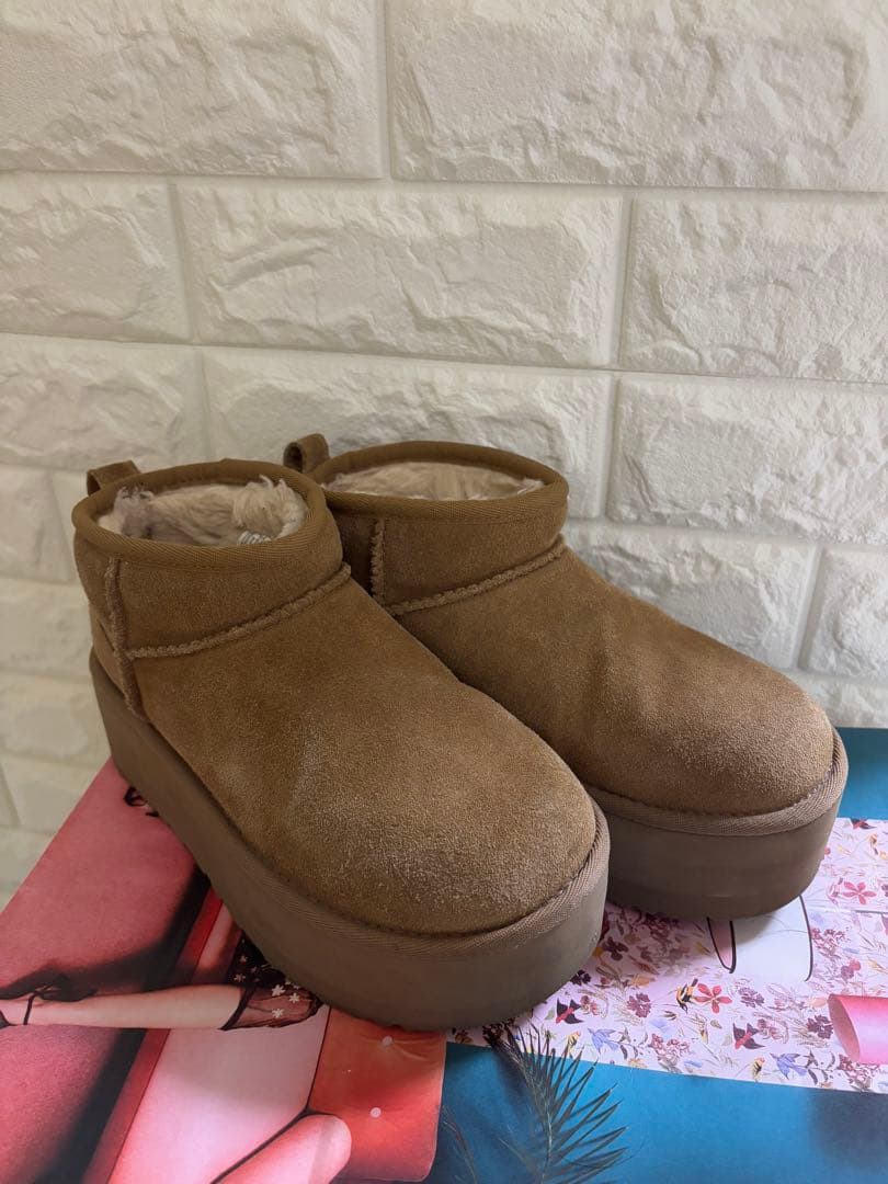 UGG アグ クラシック ウルトラミニプラットフォーム ブーツ 厚底ブーツ