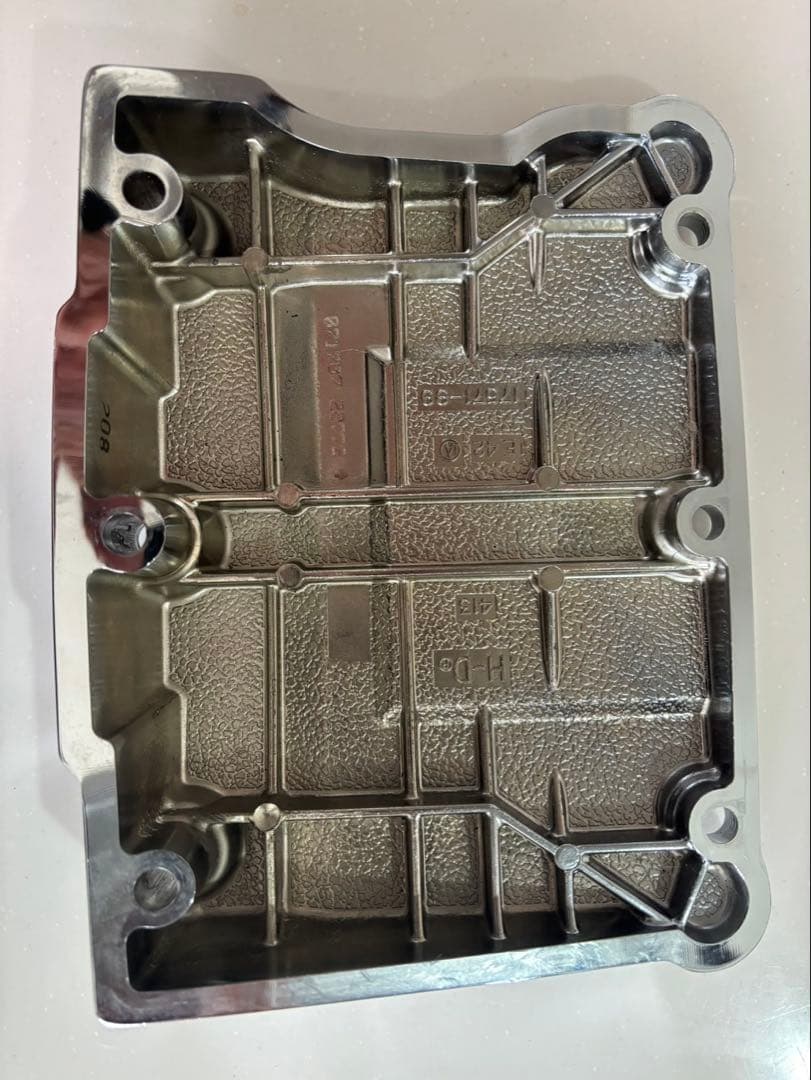 ハーレー TC88用ビッグツイン純正 ロッカーボックスカバー 1450ソフテイル