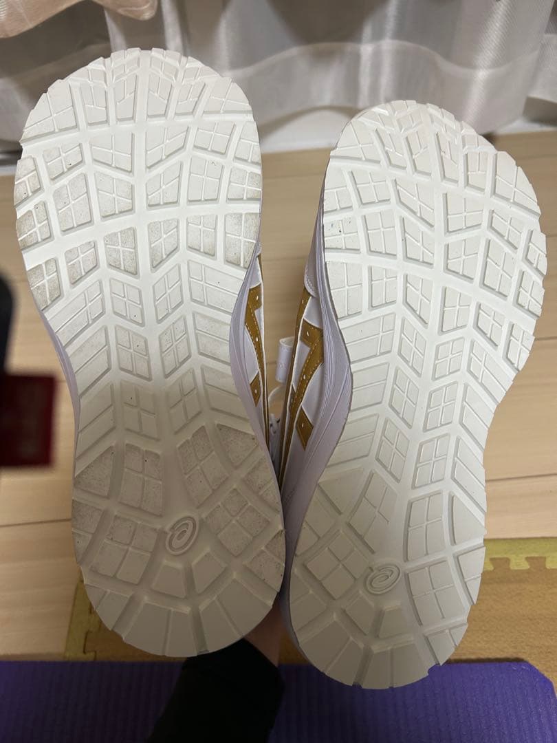 ASICS アシックス　ハイカット　安全靴 ホワイト×ピュアゴールド　スニーカー