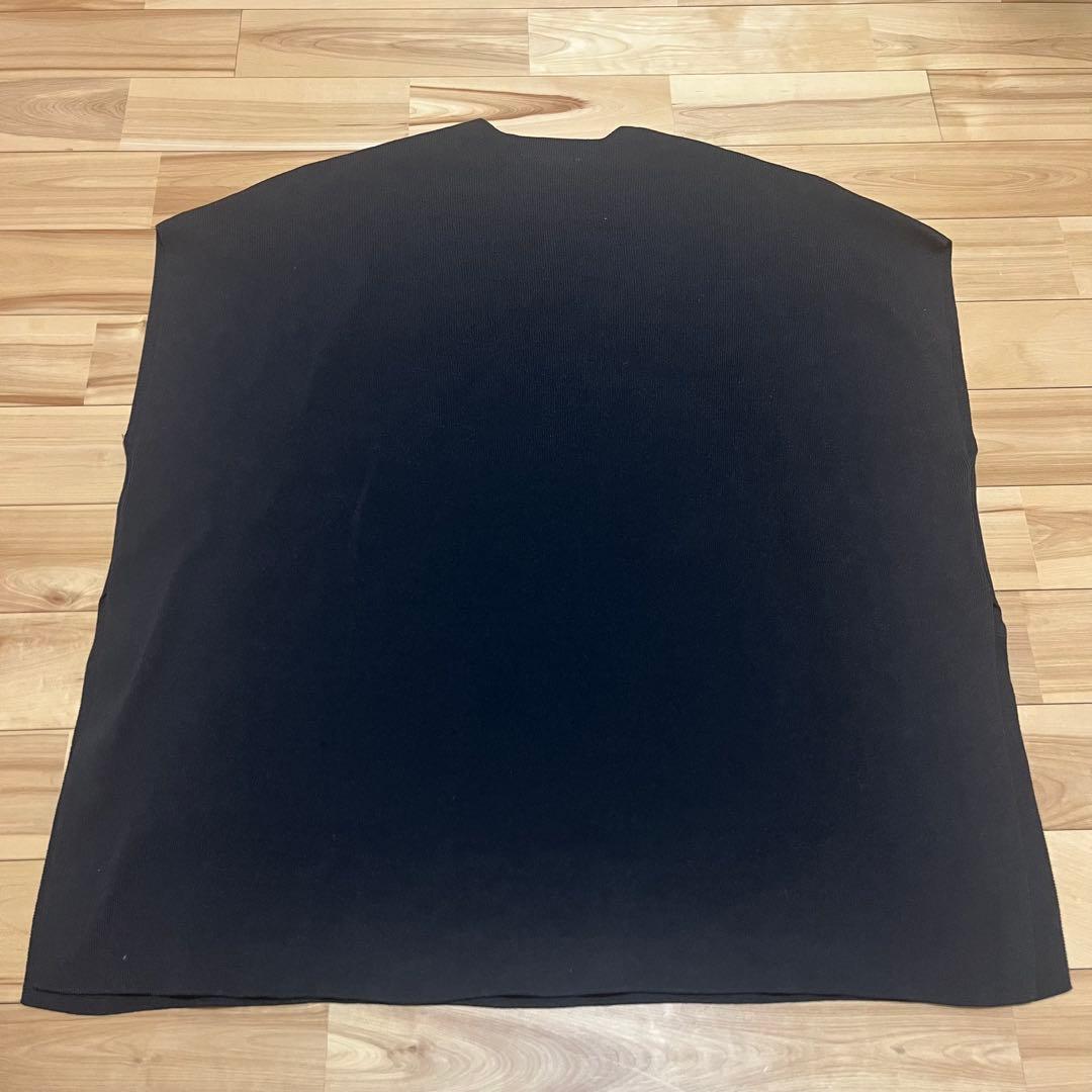 美品 BEARDSLEY ビアズリー　Vネックニットベスト 黒 フリーサイズ