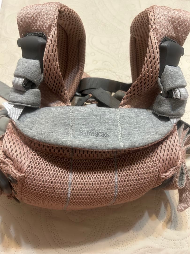 【美品】BabyBjörn ハーモニー