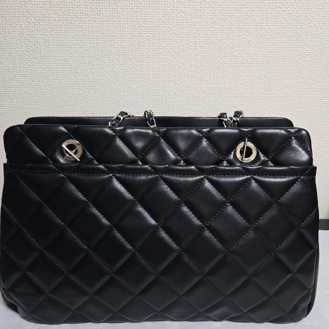 *ラムスキン* ショルダーバッグ　A4